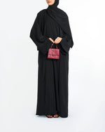 Load image into Gallery viewer, Essential Abaya - Kaftan Fit