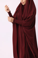Load image into Gallery viewer, Maroon Jilbab 02 Piece / Prayer Set