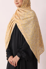 Load image into Gallery viewer, Yellow Bloom Print Modal Hijab